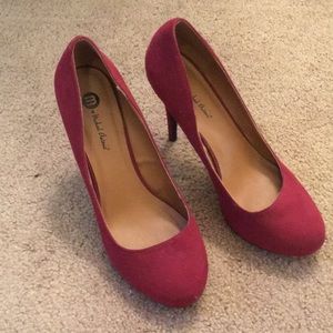 Michael Antonio Red Suede Pump